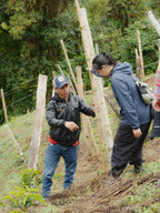 Edwin & Javier with their family at El Mesón coffee farm in the Monkaaba community, Colombia.
